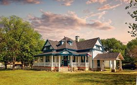 Blue Heron Bed And Breakfast On Lake Granbury